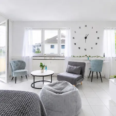 Διαμέρισμα Premium Stuttgart Airport-messe & Parkplatz Mit Balkon