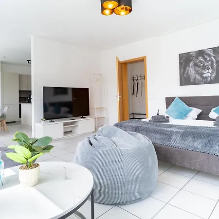 Premium Stuttgart Airport-messe & Parkplatz Mit Balkon Filderstadt