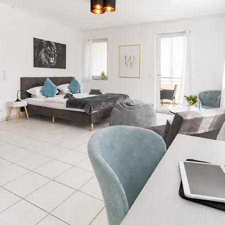 Apartamento Premium Stuttgart Airport-messe & Parkplatz Mit Balkon