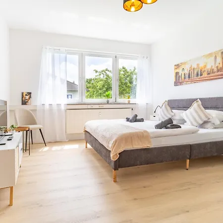 Apartamento Premium Stuttgart Airport-messe & Parkplatz Mit Balkon Filderstadt
