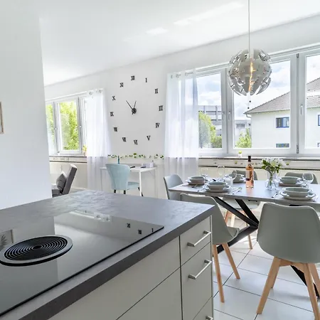 Διαμέρισμα Premium Stuttgart Airport-messe & Parkplatz Mit Balkon *